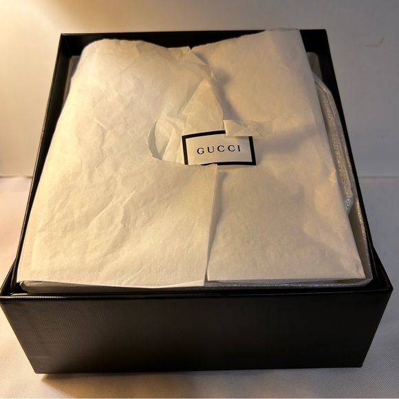 Gucci Black Belt with Gold GG Buckle main image 13